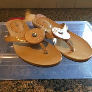 Women’s Lindsay Phillips flip flops size 6.